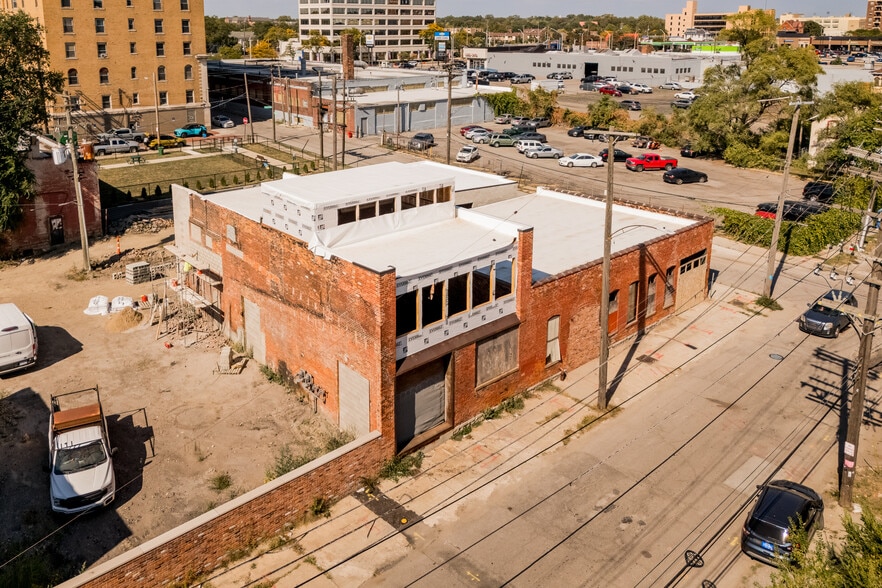 More Photos Of 277 Dubois St, Detroit General Retail For Lease