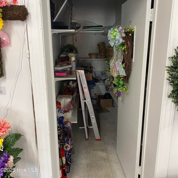 More Photos Of 700 N Kinston Blvd, Pink Hill Storefront Retail Office For Sale