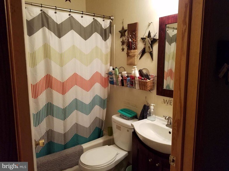 More Photos Of 633 Main St, Denver Apartments For Sale