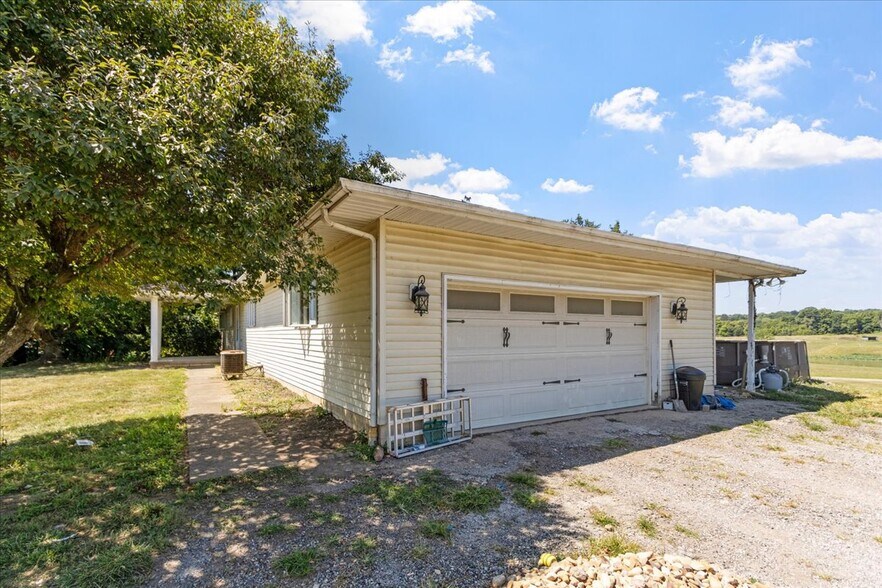 More Photos Of 7233 National Rd, Thornville Land For Sale