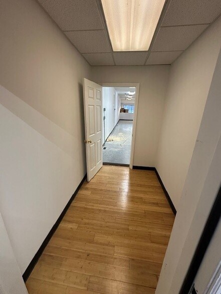 More Photos Of 1611-1613 Union St, Schenectady Storefront Retail Residential For Lease