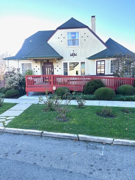 Primary Photo Of 423 McLaughlin St, Richmond Healthcare For Sale