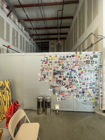 More Photos Of 7500 TPC Blvd, Orlando Flex For Sale