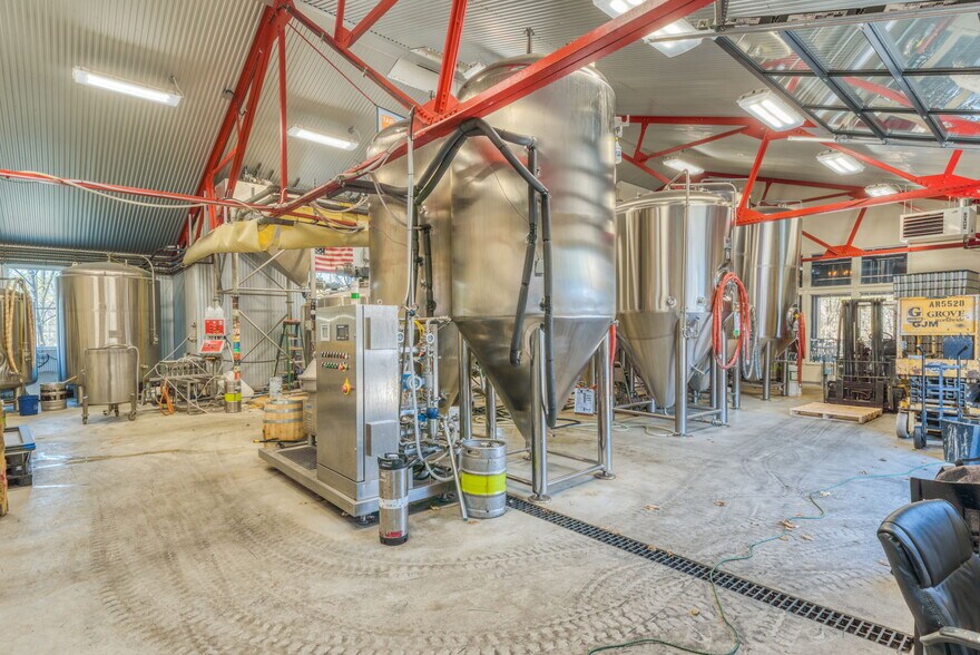 More Photos Of 201 Water St, Catskill Winery Vineyard For Sale