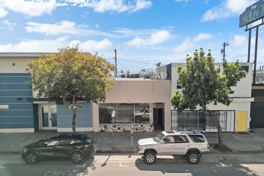 More Photos Of 6004 W Pico Blvd, Los Angeles Storefront For Lease
