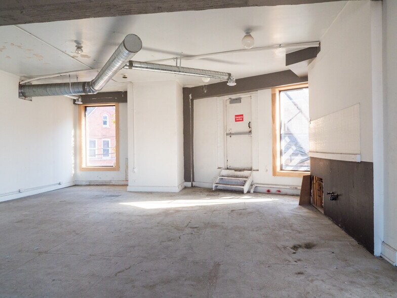 More Photos Of 1400-1404 Gratiot Ave, Detroit Office For Sale