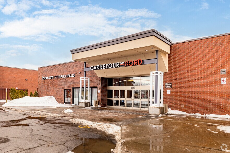 Primary Photo Of 900 Boul Grignon, St-Jérôme General Retail For Lease