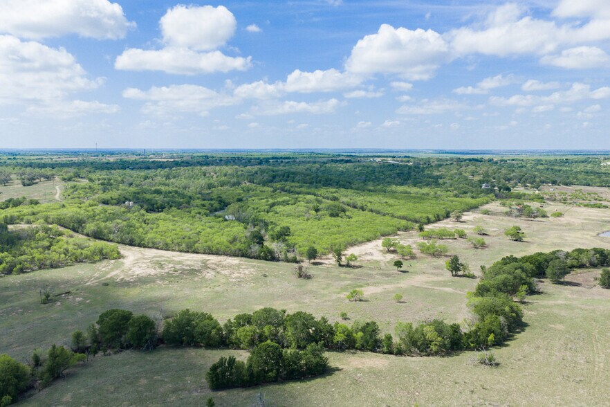 More Photos Of 8519 State Park Rd, Lockhart Land For Sale