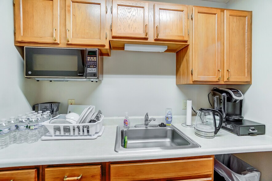 More Photos Of 9672-9694 Cincinnati Columbus Rd, West Chester Office Residential For Sale