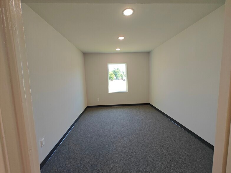 More Photos Of 704 Drexel St, McKinney Religious Facility For Sale