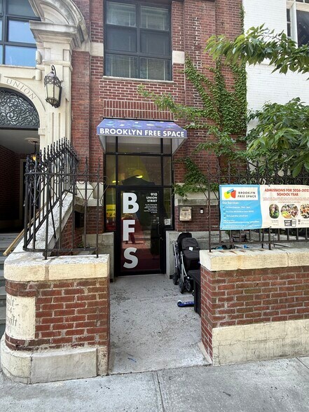 More Photos Of 910 Union St, Brooklyn Apartments For Sale