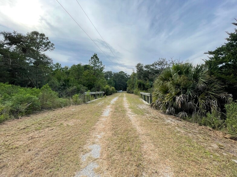 More Photos Of 0 King Rail Lane, Edisto Island Land For Sale