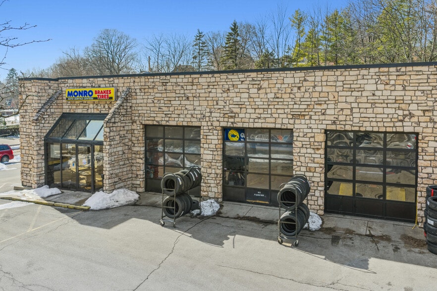 More Photos Of 331 Cochran Rd, Mt Lebanon Freestanding For Sale