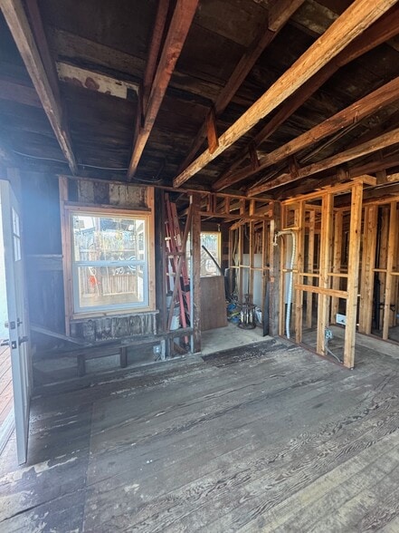 More Photos Of 2615 Congress St, San Diego Storefront For Lease