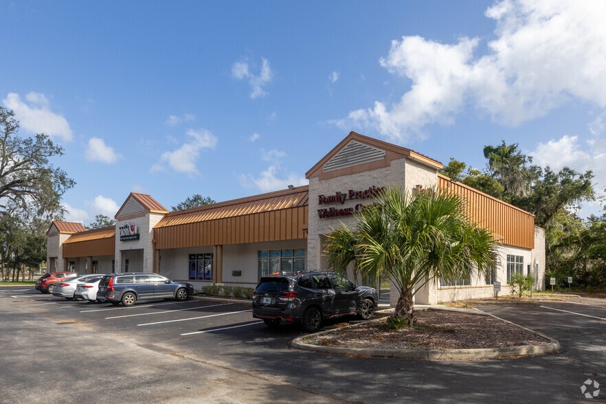 Primary Photo Of 225 N Ronald Reagan Blvd, Longwood General Retail For Lease