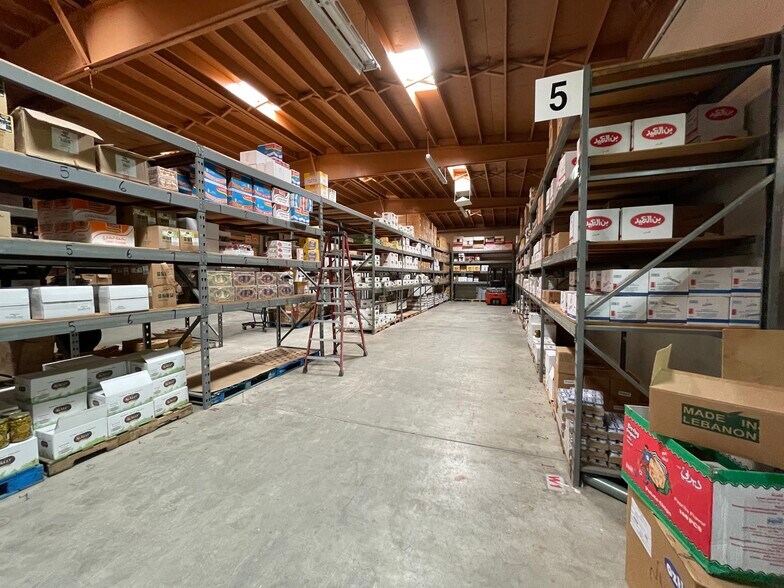 More Photos Of 1701 30th St, Bakersfield Freestanding For Sale