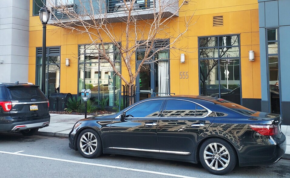 Primary Photo Of 555 Middlefield, Redwood City Office For Lease