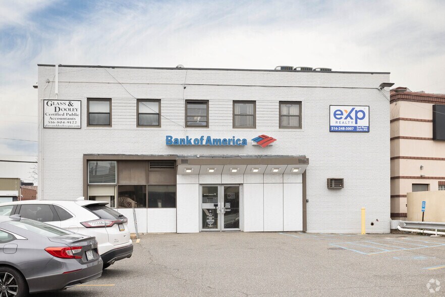 More Photos Of 3330 park Ave, Wantagh Office For Lease