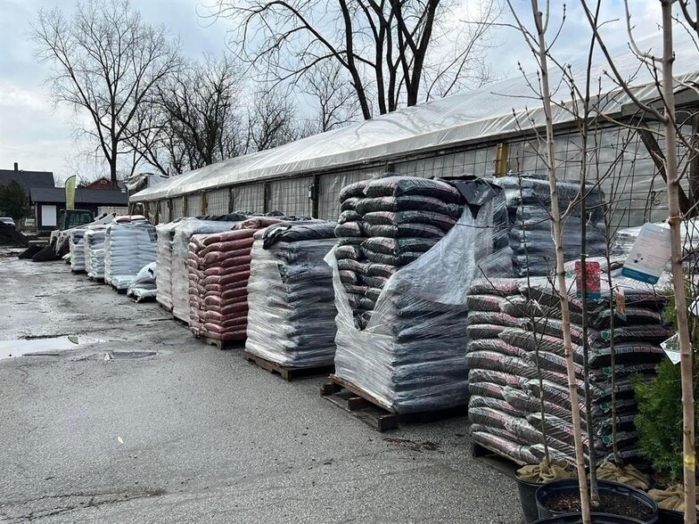 More Photos Of 535 US Route 302, Berlin Storefront For Sale