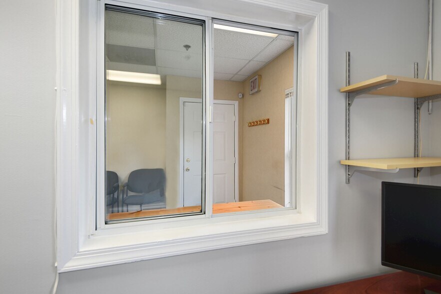 More Photos Of 13621-13689 Baltimore Ave, Laurel Medical For Sale