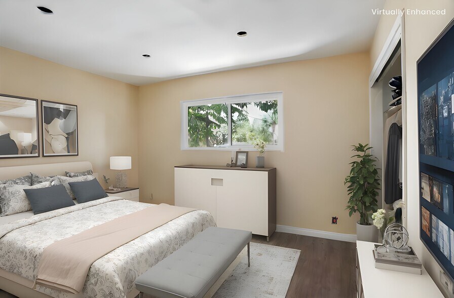 More Photos Of 1001-1003 W Myrtle St, Santa Ana Specialty For Sale