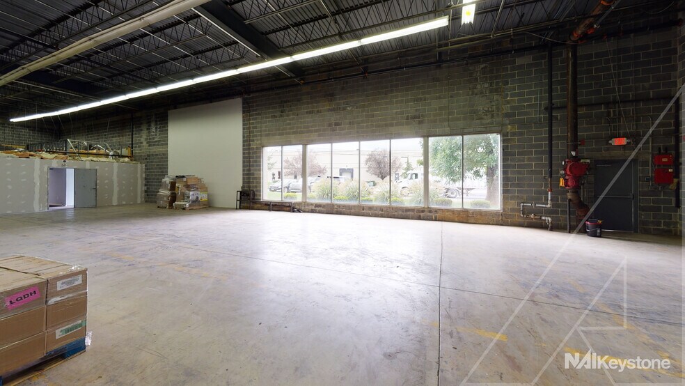 More Photos Of 4201 Pottsville Pike, Reading Light Manufacturing For Lease