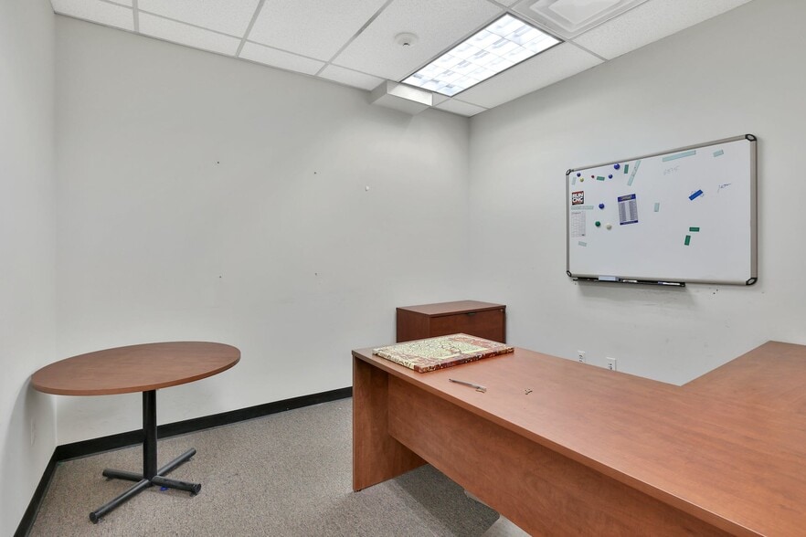 More Photos Of 16 Harrison Ave, Yonkers Warehouse For Lease