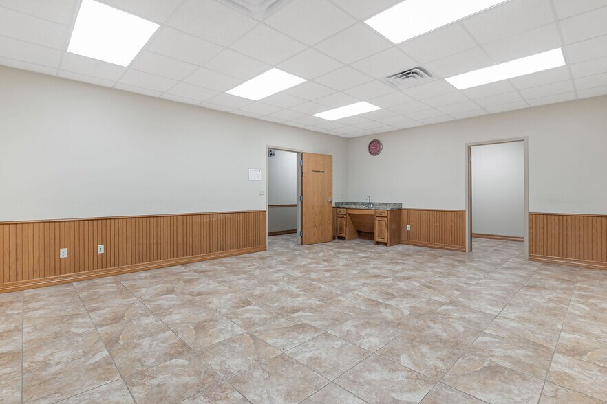 More Photos Of 2753 SH 322 Hwy, Longview Office Residential For Lease