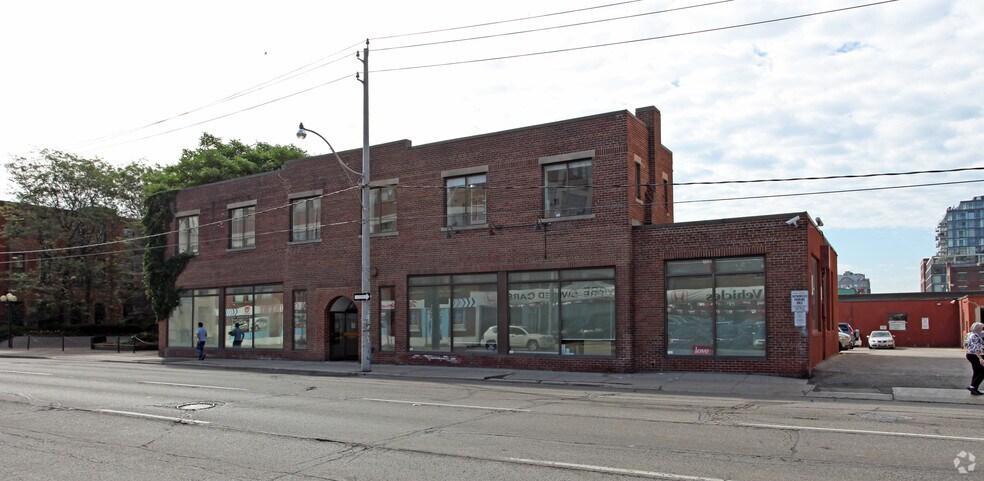 More Photos Of 381-387 Richmond St E, Toronto Office For Lease