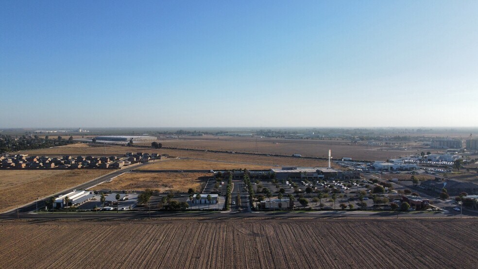 More Photos Of 0 Genoa Lake Way, Chowchilla Land For Sale