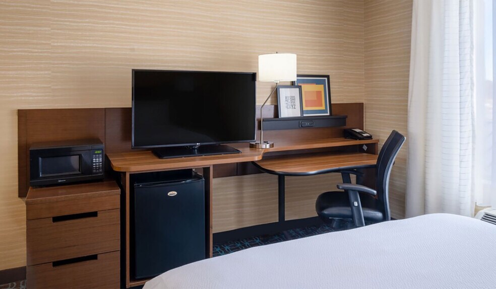 More Photos Of 13851 E Harvard Ave, Aurora Hotel For Sale