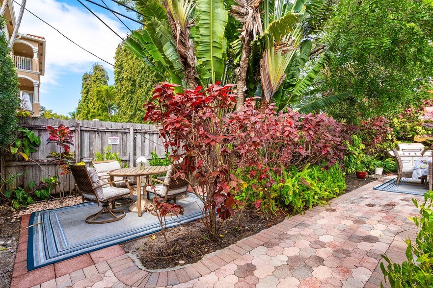More Photos Of 615-617 NE 9th Ave, Fort Lauderdale Apartments For Sale