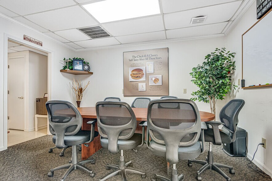 More Photos Of 1212-1216 Gum Branch Rd, Jacksonville General Retail For Sale