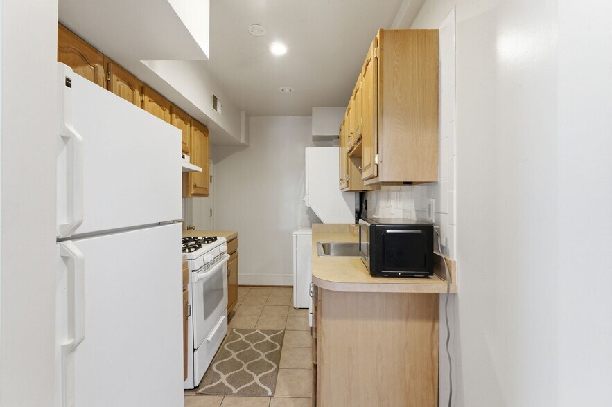 More Photos Of 2263 12th St NW, Washington Storefront Retail Residential For Sale