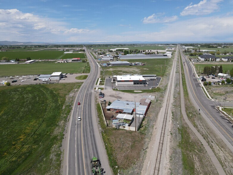 More Photos Of 870 N 2nd E, Rexburg General Retail For Lease