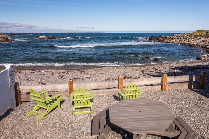 More Photos Of 3 Harbor Lane, Ogunquit Apartments For Sale