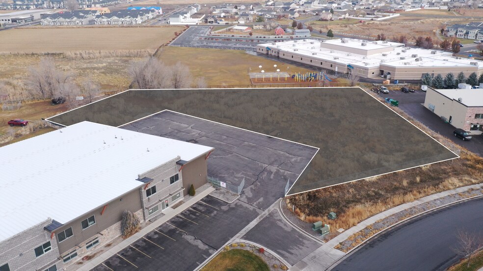 More Photos Of 2280 S Heritage Dr, Logan Research And Development For Lease