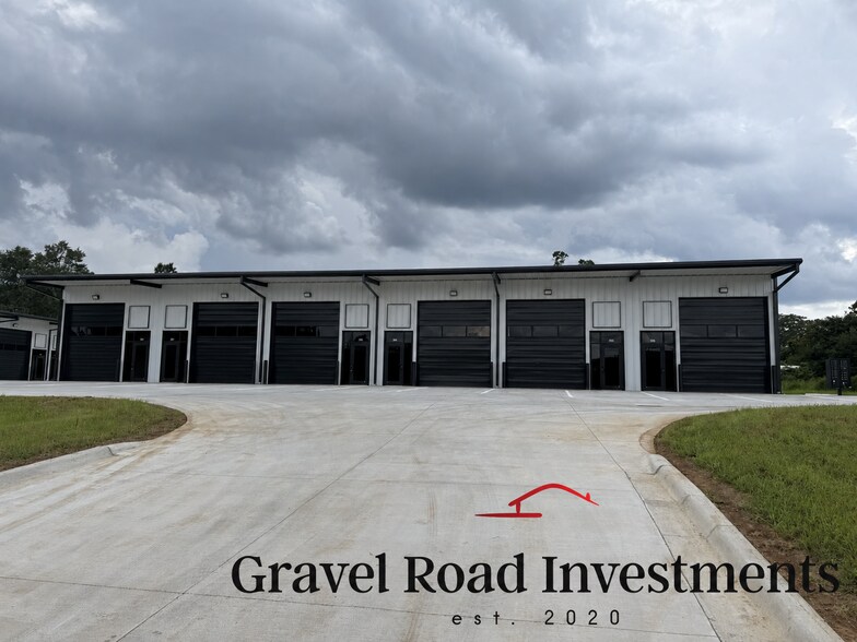 More Photos Of 7408 Alabama 69 S Hwy, Tuscaloosa Flex For Lease