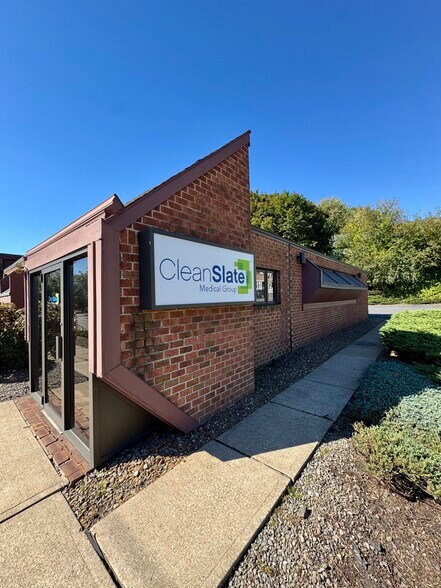 More Photos Of 397 N 9th Ave, Scranton Medical For Sale