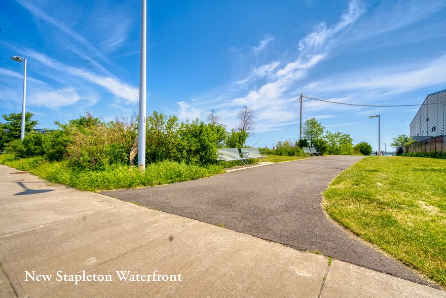 More Photos Of 450 Front St, Staten Island Warehouse For Sale