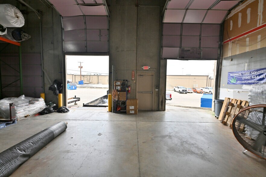 More Photos Of 121 Interpark Blvd, San Antonio Research And Development For Lease