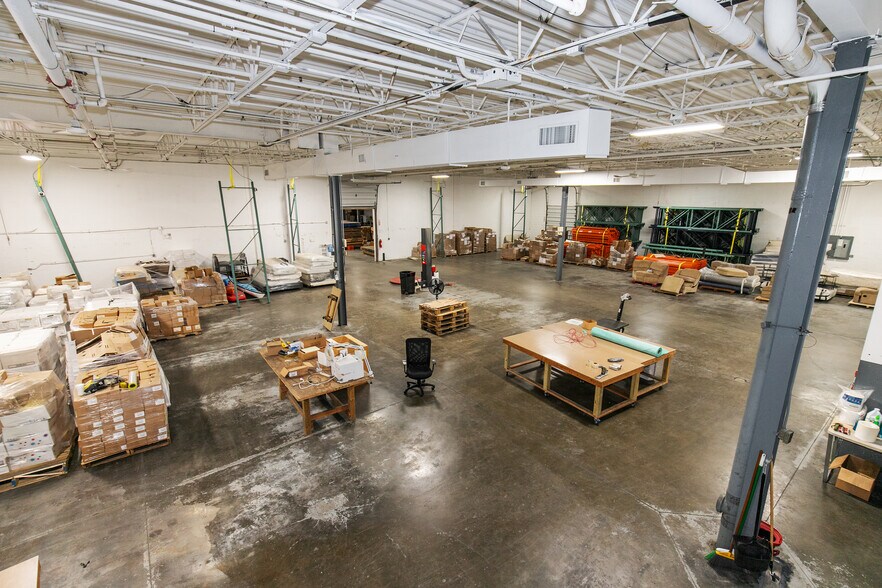 More Photos Of 161 Remington Blvd, Ronkonkoma Warehouse For Sale