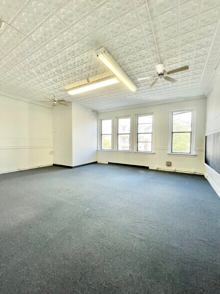 More Photos Of 214-228 Msgr Kemezis Pl, Elizabeth Schools For Lease