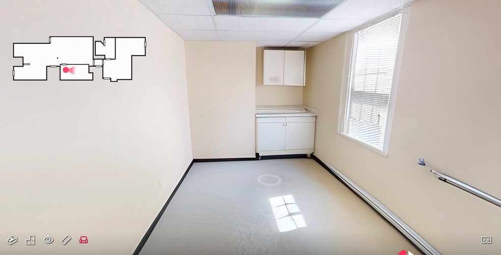 More Photos Of 10 Prospect St, Westfield Storefront Retail Office For Sale