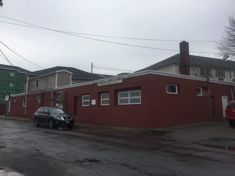 More Photos Of 377 N Main St, Mansfield Office For Lease