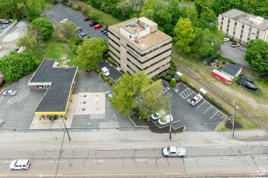 More Photos Of 1101 Worcester Rd, Framingham Office For Sale