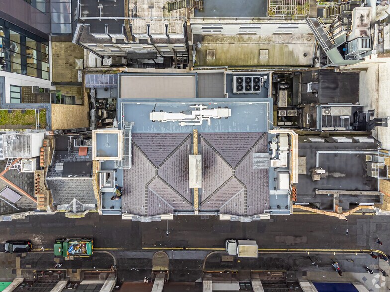 More Photos Of 10 Great Castle St, London Office For Lease