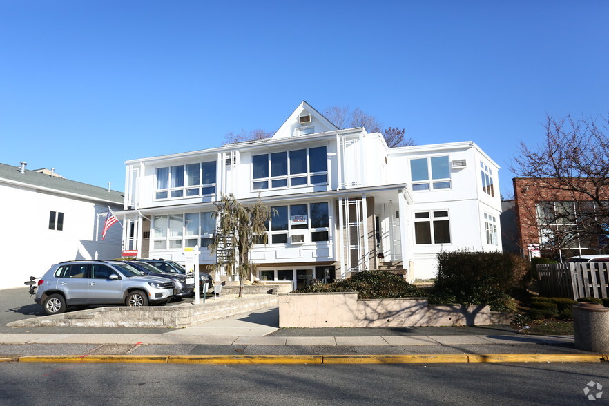 Primary Photo Of 543 Valley Rd, Upper Montclair Office For Lease