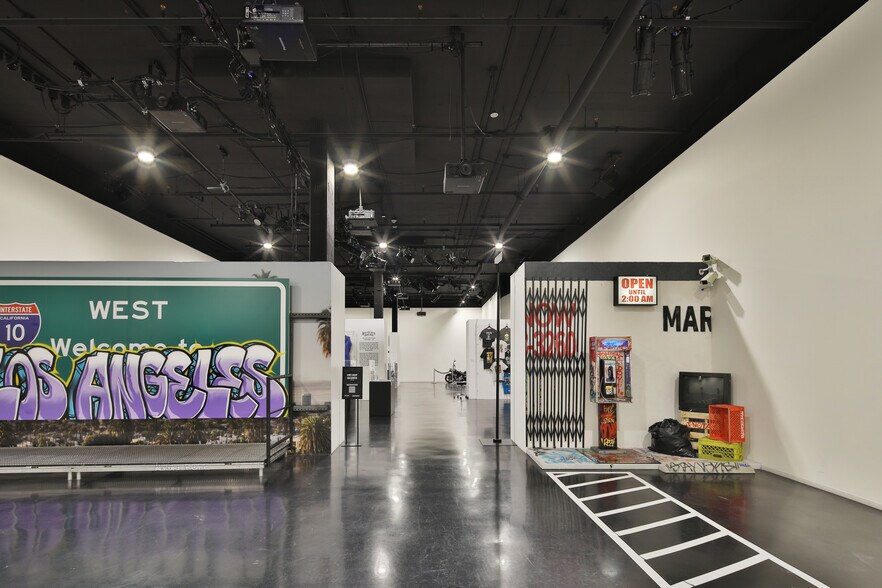 More Photos Of 6400 W Sunset Blvd, Los Angeles Storefront For Lease