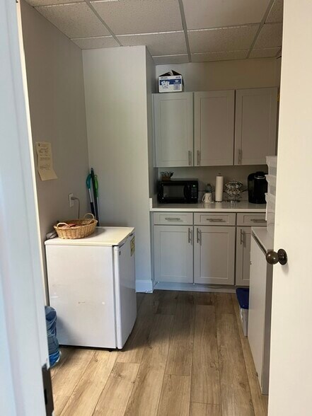 More Photos Of 1465 S Fort Harrison Ave, Clearwater Office For Lease